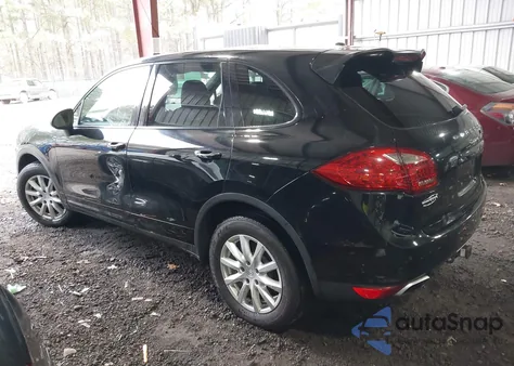 2014 Porsche Cayenne z USA, uszkodzony, nr VIN WP1AA2A24ELA93767